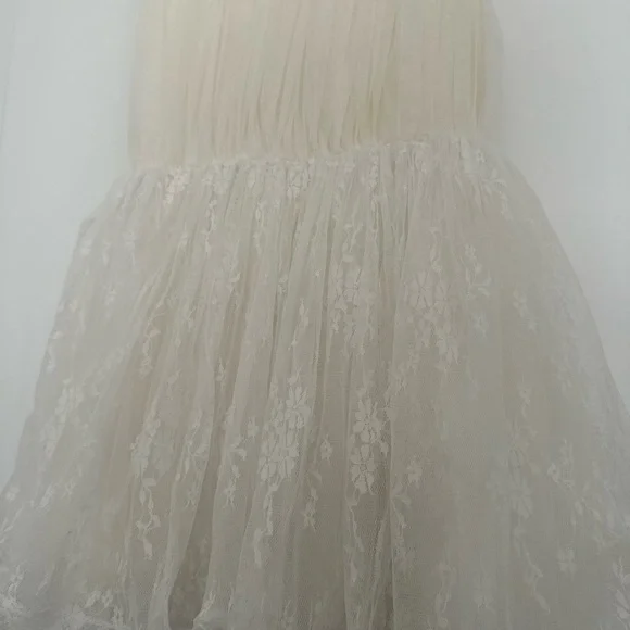 Elegant Cream Lace Dress - Picture 8 of 11